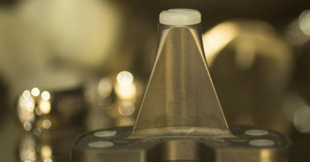 The term “cone platinum” refers to platinum components that are precision-shaped—most often into conical geometries—for use in specific high-stress environments.